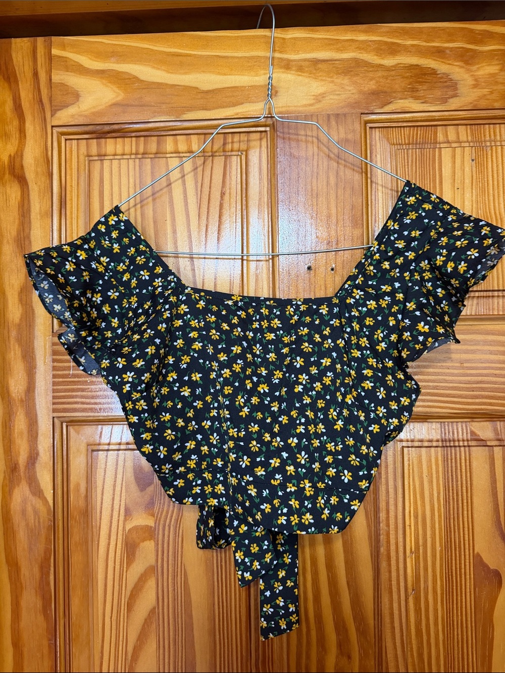 SHEIN Black Yellow Floral Off-Shoulder Tie Crop Top